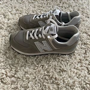 New balance sneaker size 8.5